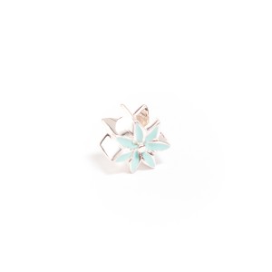 Talisman floare   din argint 925 rodiat si email albastru 